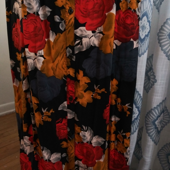 Volcom Floral Maxi Dress - Picture 6 of 8